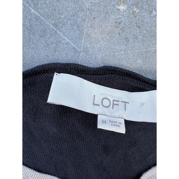 6 for 20 Ann Taylor LOFT Taupe Twist Front Top (Size M) - Picture 4 of 5